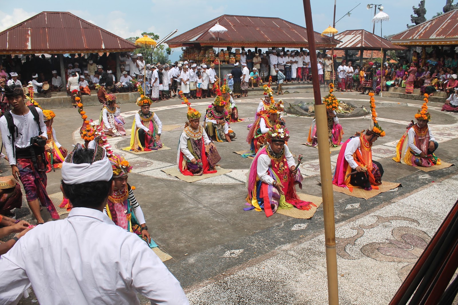 Tari baris Dadap Desa Cempaga